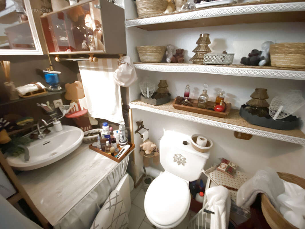 Appartement à DEMI-QUARTIER