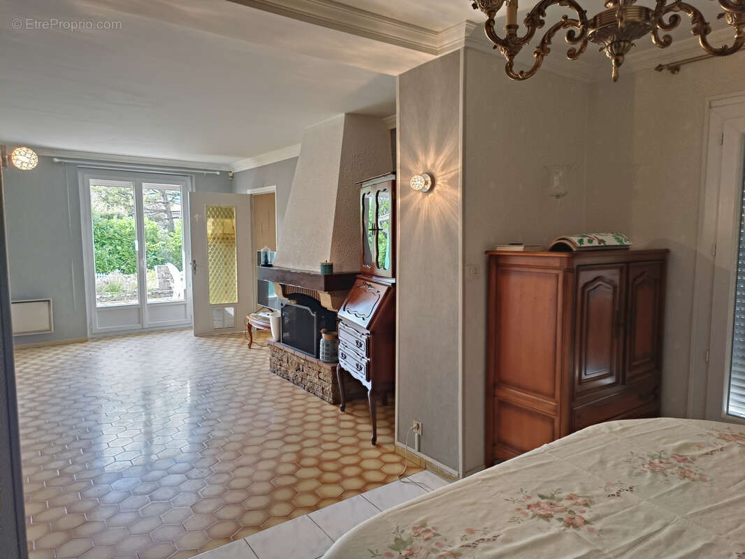 Maison à LE PEAGE-DE-ROUSSILLON