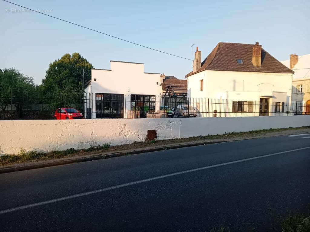 Maison à SAINT-GERAND-LE-PUY