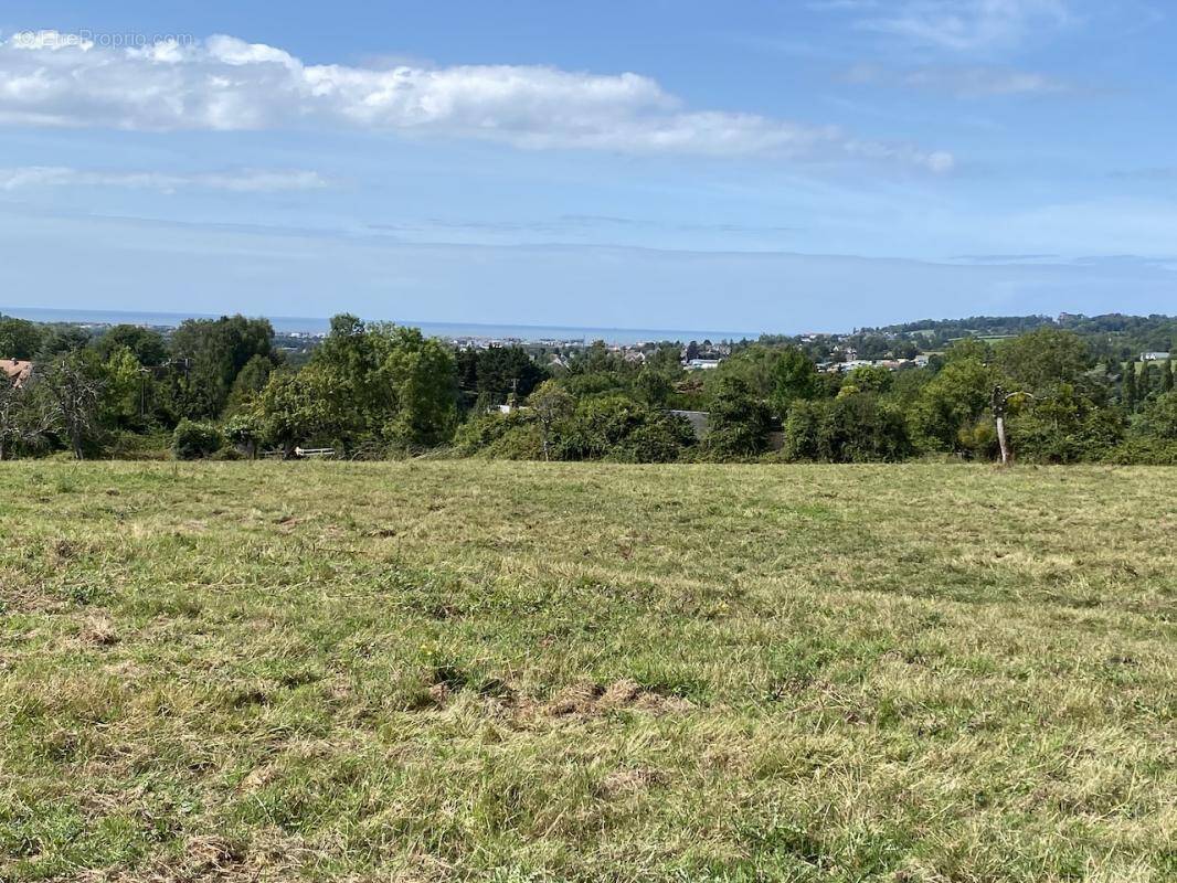 Terrain à TROUVILLE-SUR-MER