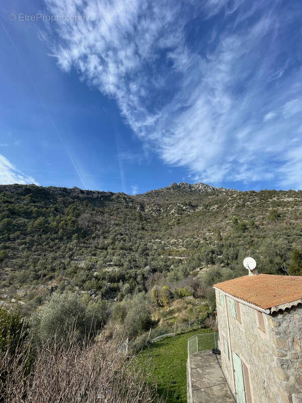 Appartement à UTELLE