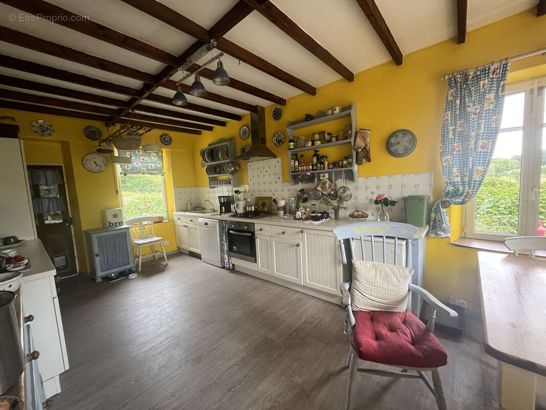 Maison à SAINT-MICHEL-DE-MONTJOIE