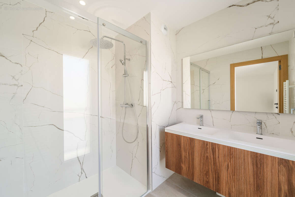 Appartement à SANARY-SUR-MER