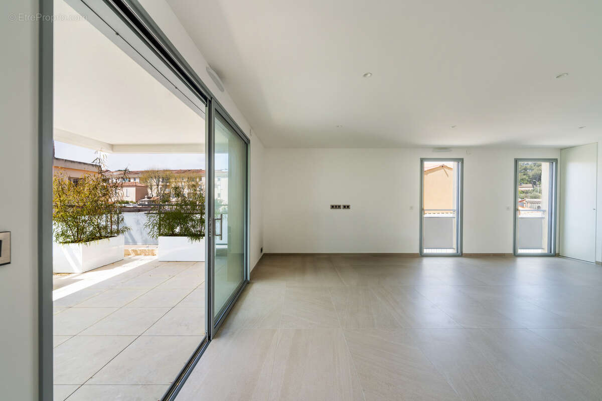 Appartement à SANARY-SUR-MER