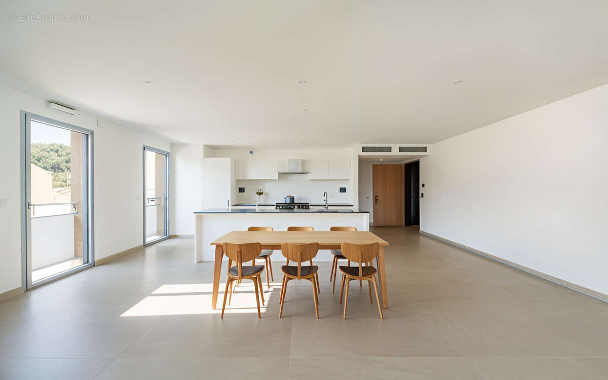 Appartement à SANARY-SUR-MER