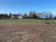 Terrain à ANTHY-SUR-LEMAN