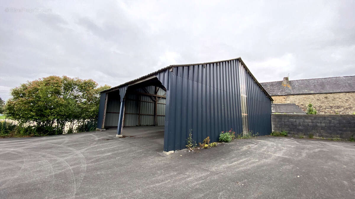 Autre à PLOURIN-LES-MORLAIX