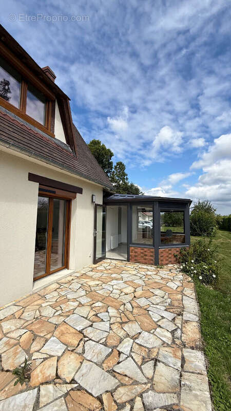 Maison à SAINT-JACQUES-SUR-DARNETAL