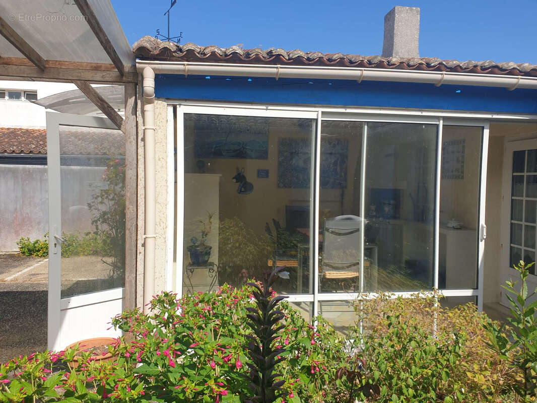 Maison à SAINT-CLEMENT-DES-BALEINES