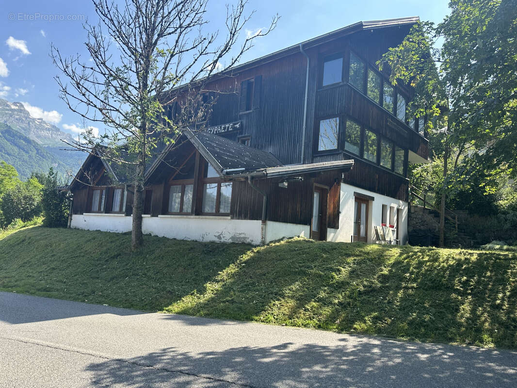 Maison à SIXT-FER-A-CHEVAL