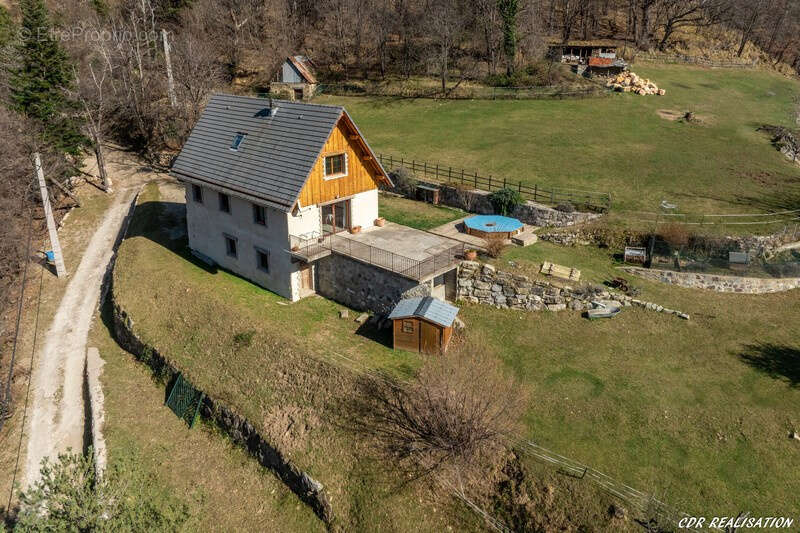 Maison à SAINT-MARTIN-VESUBIE