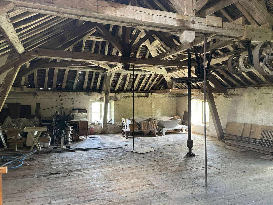 Maison à SOULAINES-DHUYS