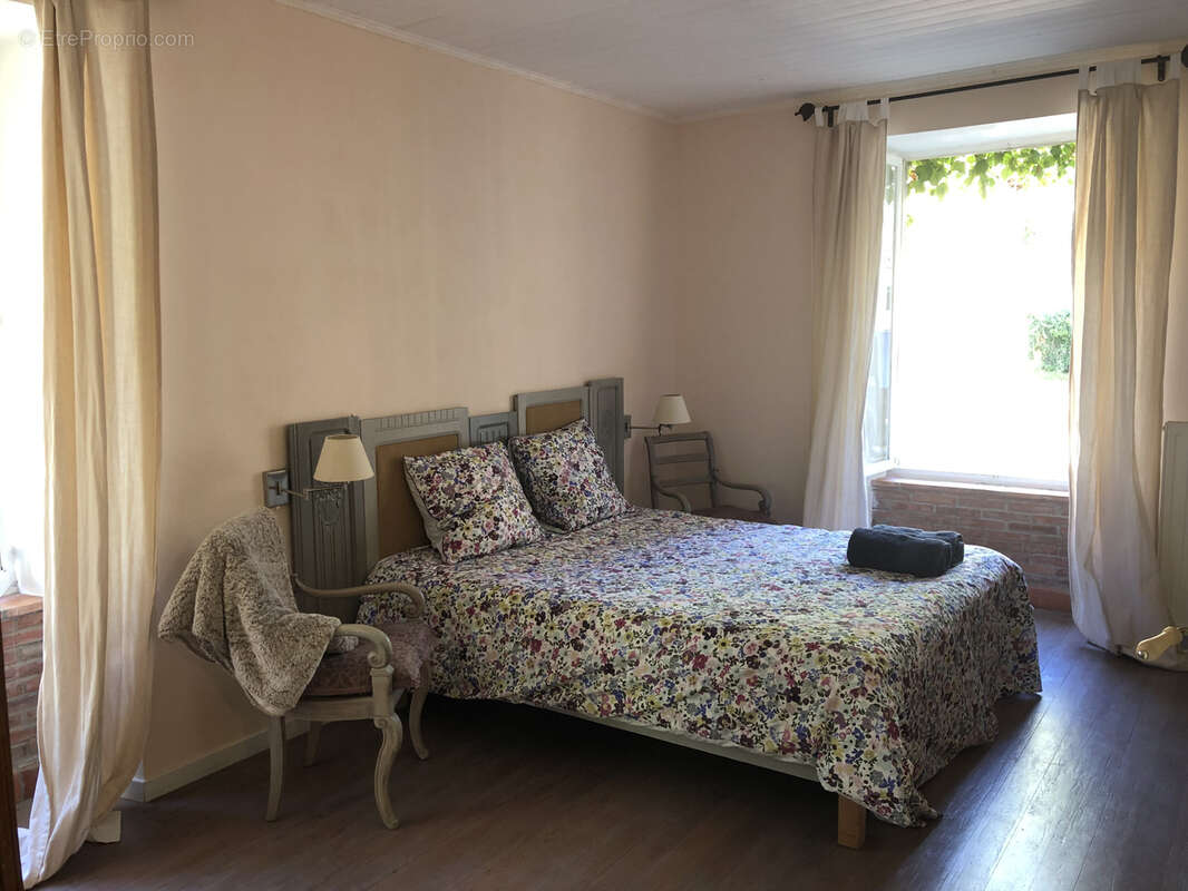 Maison à SOULAINES-DHUYS