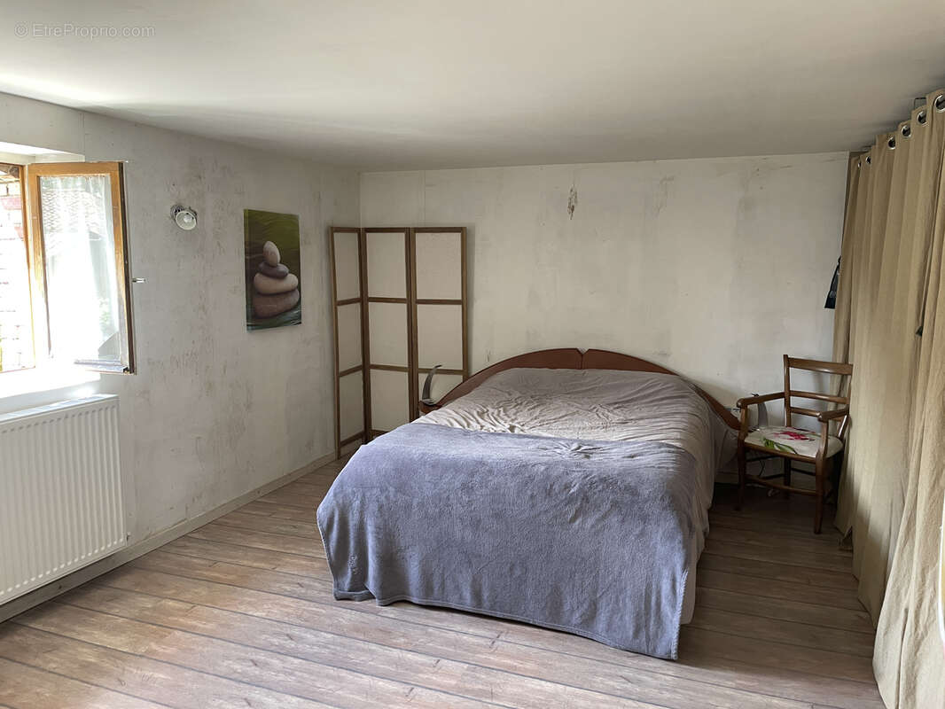 Maison à SOULAINES-DHUYS