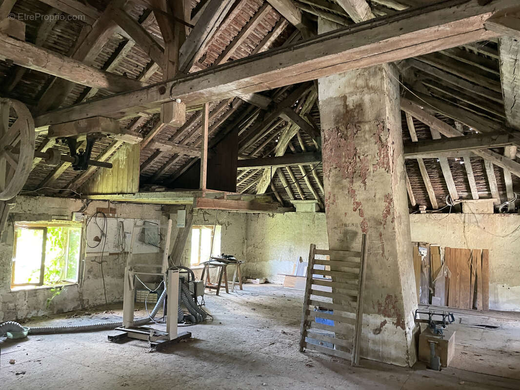 Maison à SOULAINES-DHUYS