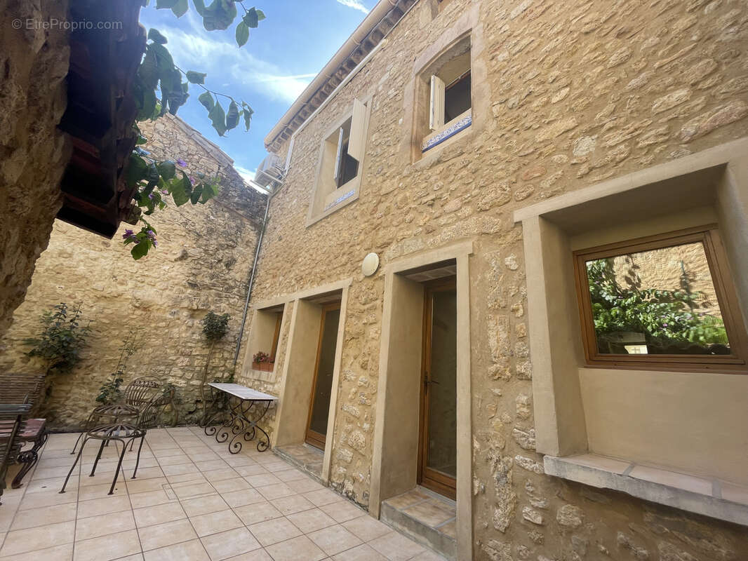 Maison à PUISSERGUIER