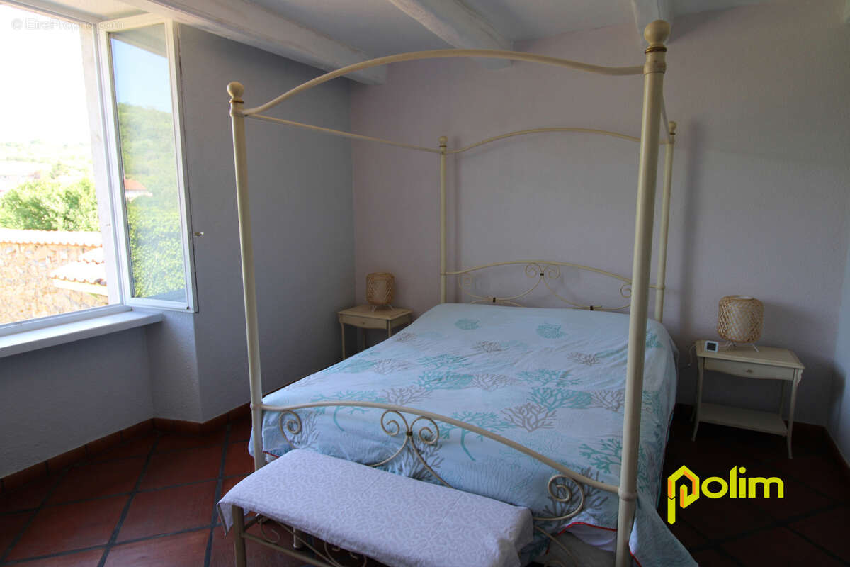 Maison à MONTAUVILLE