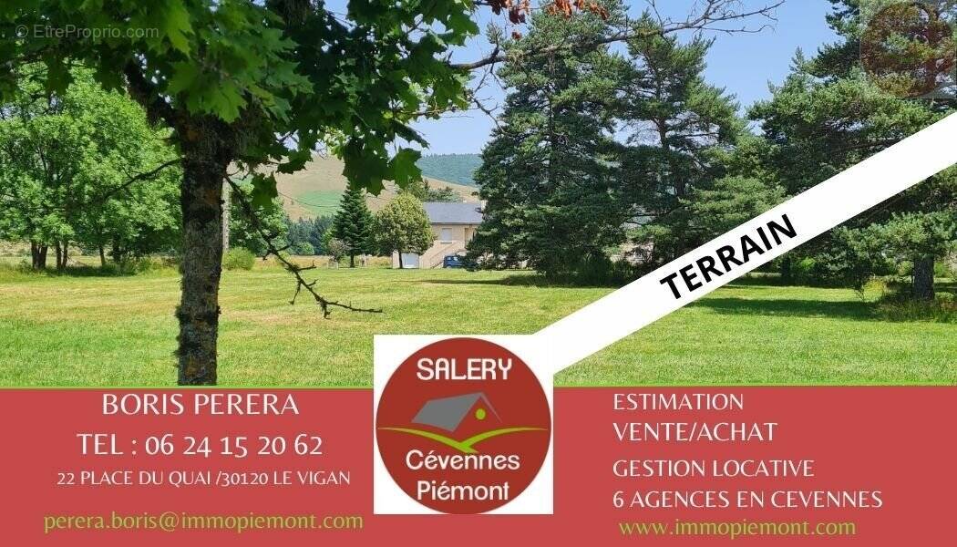 Terrain à SAINT-SAUVEUR-CAMPRIEU