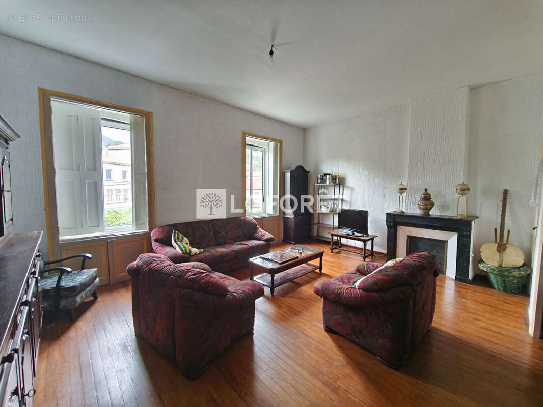 Appartement à ARLES-SUR-TECH