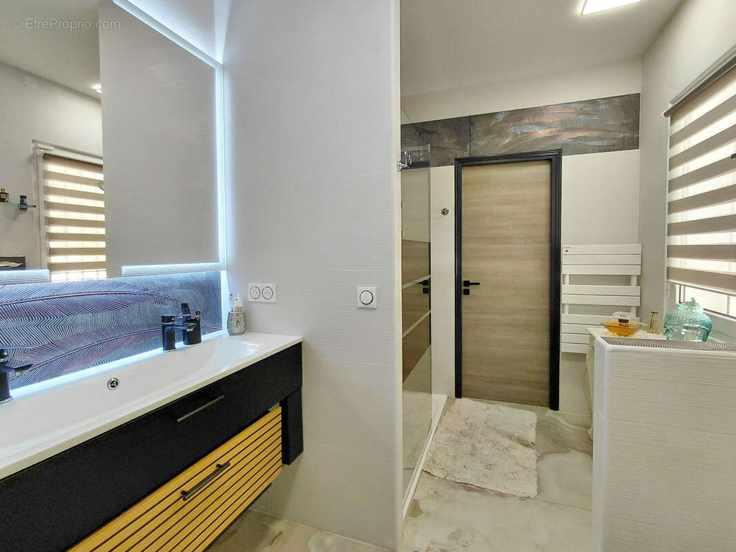 Maison à PUGET-SUR-ARGENS