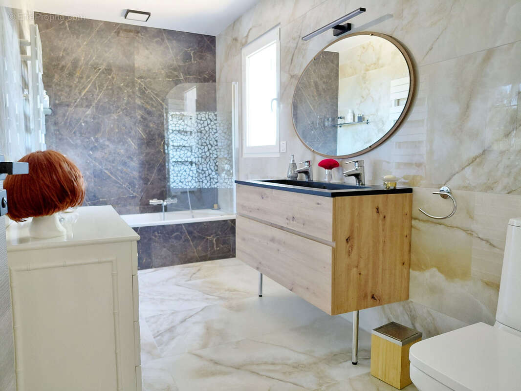 Maison à PUGET-SUR-ARGENS