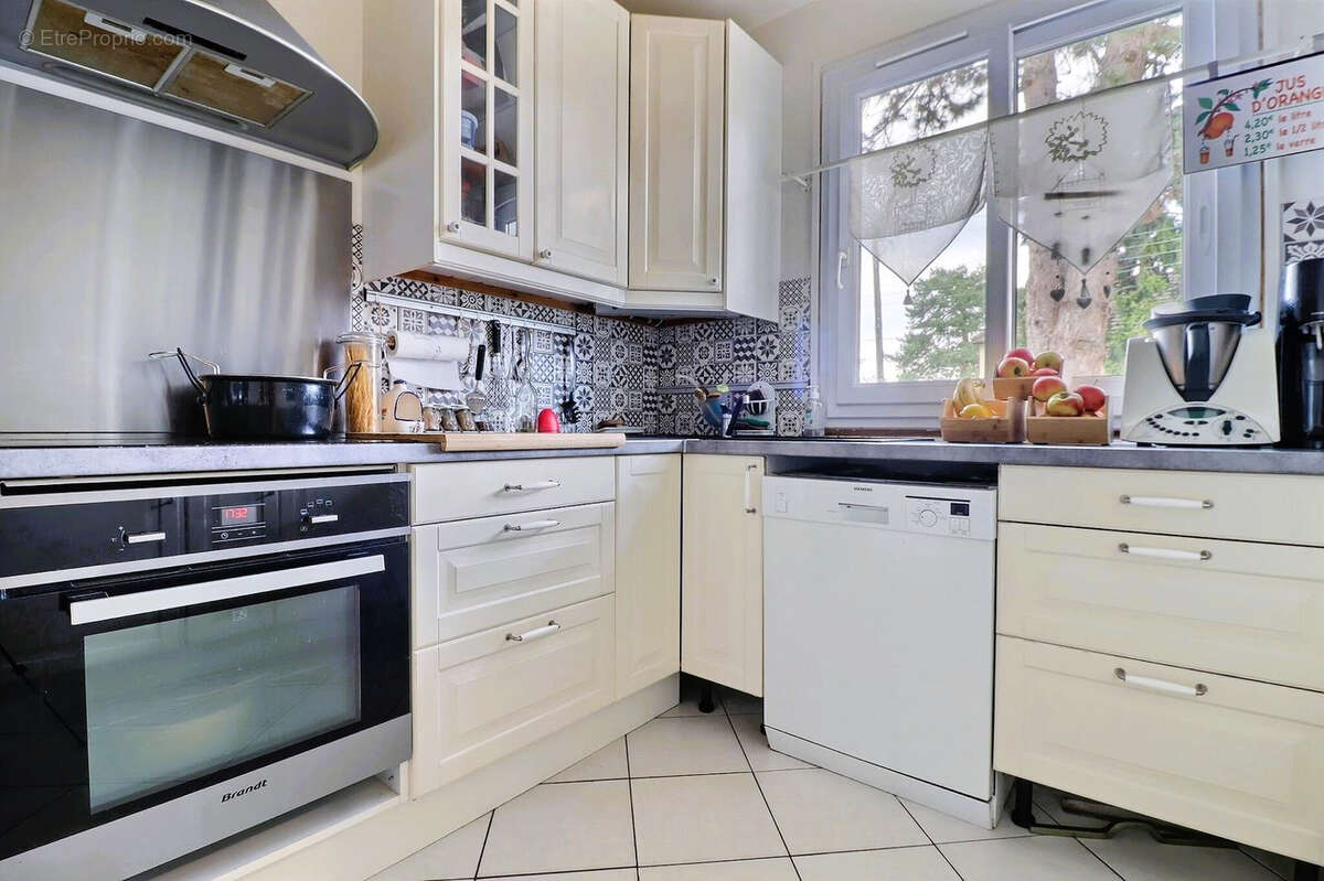 Maison à SAINT-LEU-LA-FORET