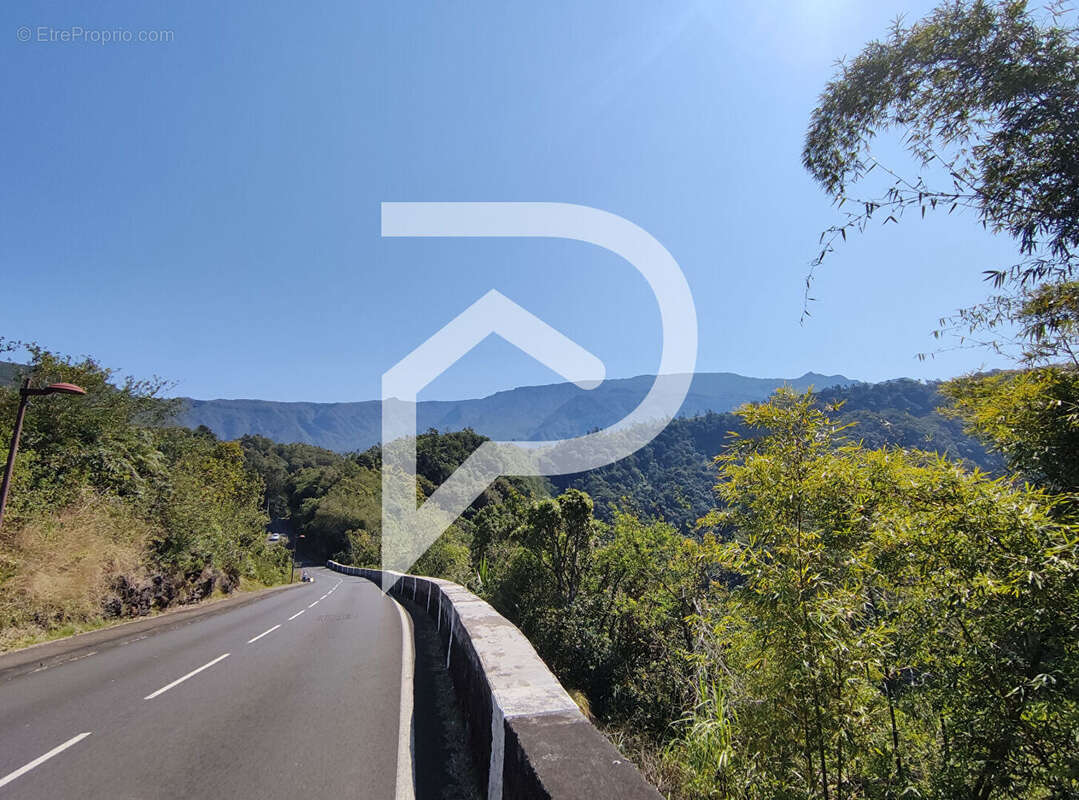 Terrain à SAINT-LOUIS