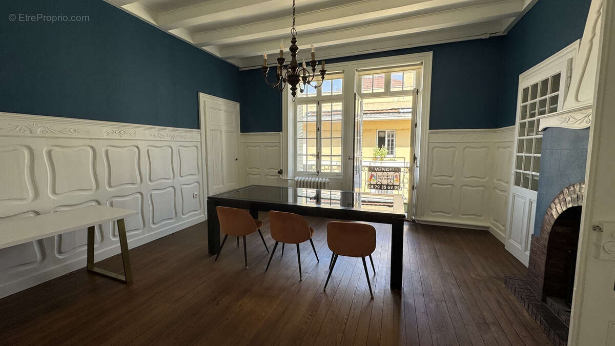 Appartement à AIX-LES-BAINS