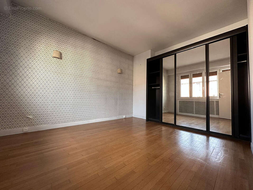 Appartement à LIVRY-GARGAN