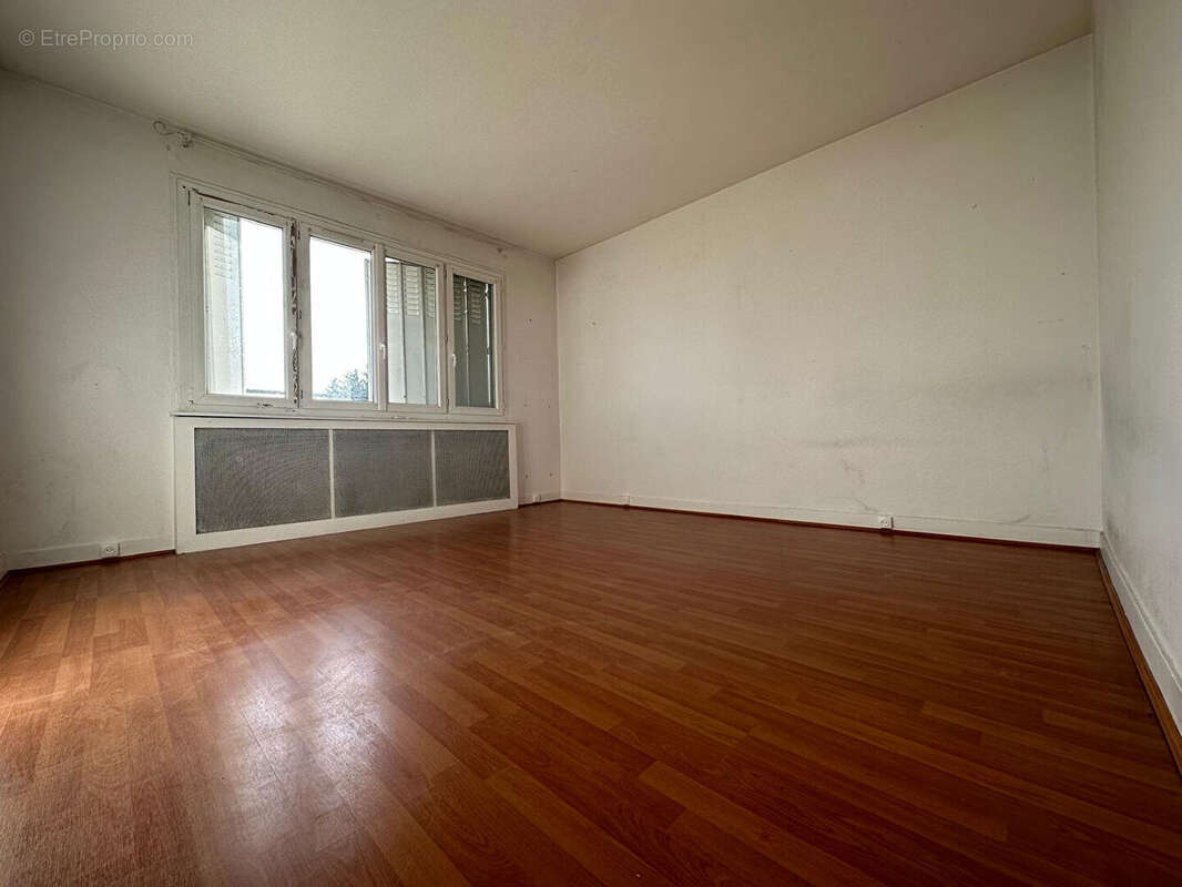 Appartement à LIVRY-GARGAN