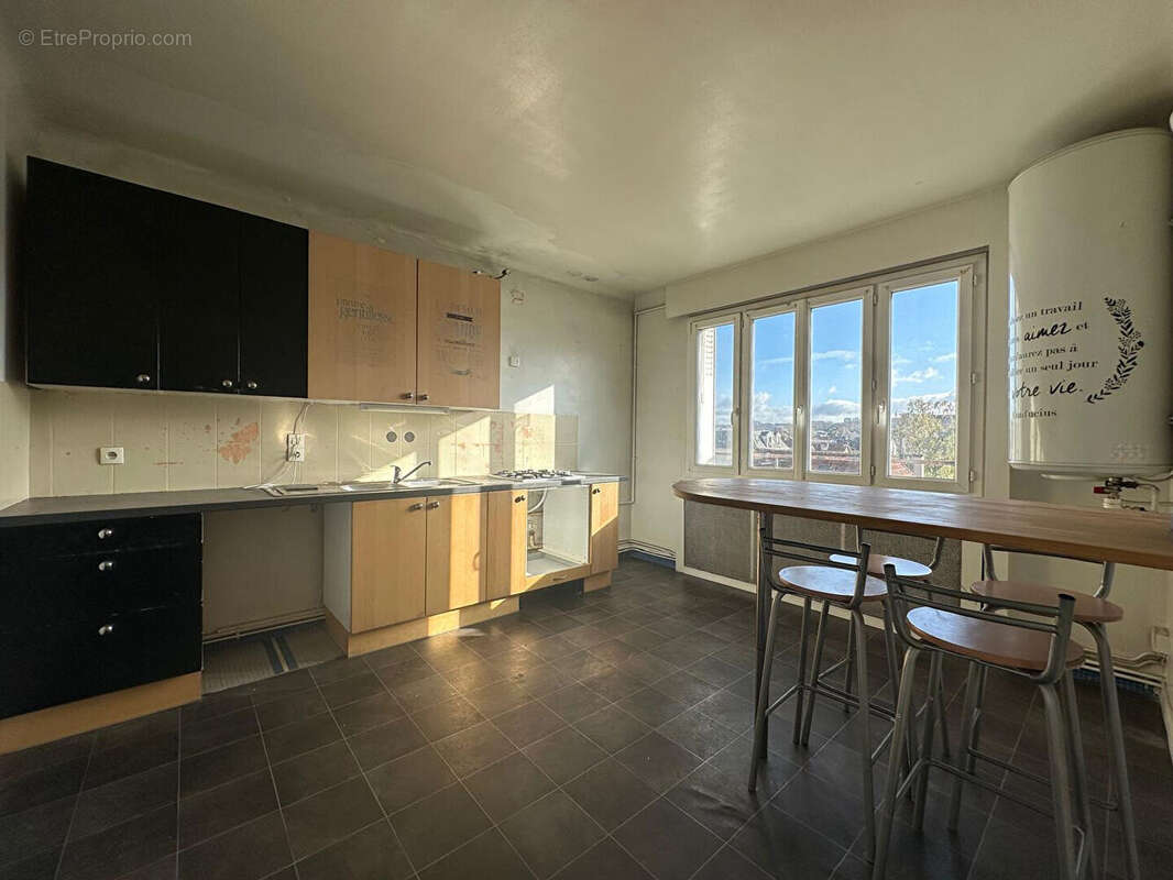 Appartement à LIVRY-GARGAN