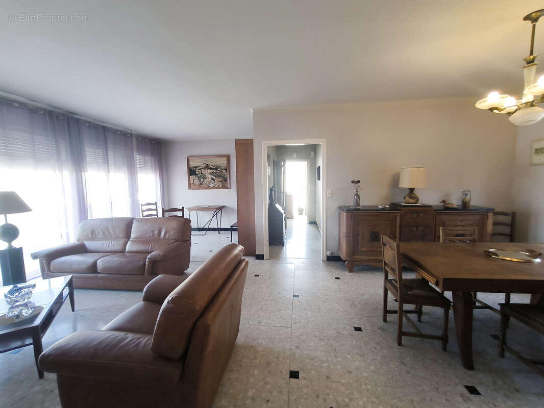 Maison à VILLELONGUE-DE-LA-SALANQUE