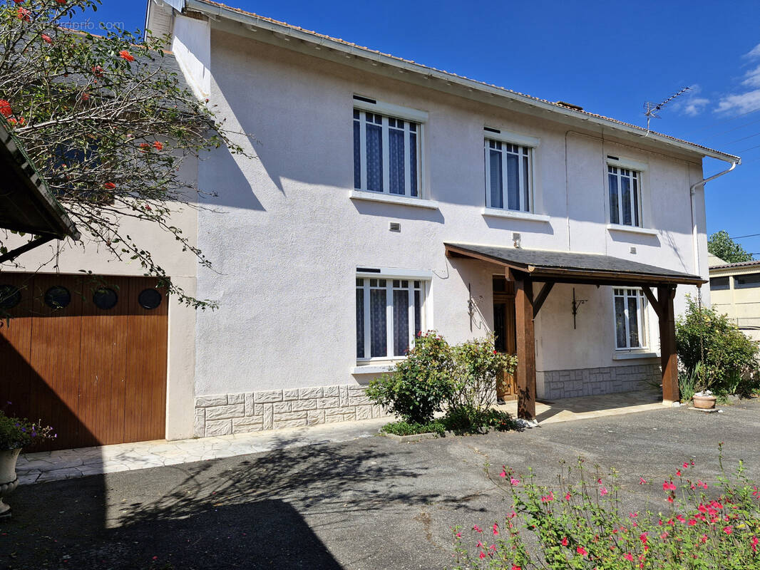 Maison à OURSBELILLE