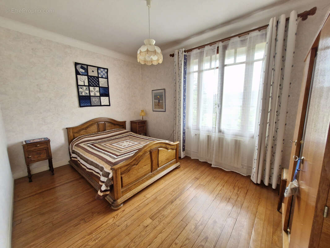 Maison à OURSBELILLE