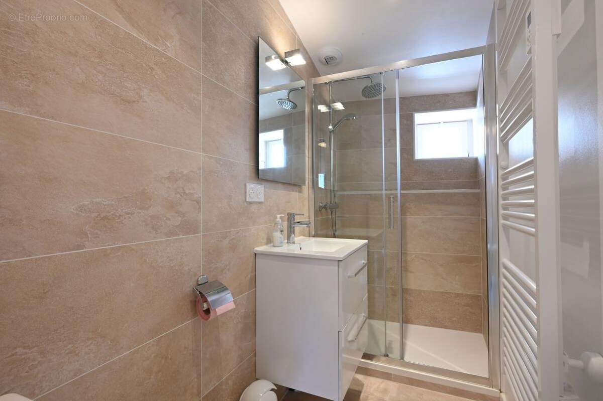 Maison à SAINT-CLEMENT-DES-BALEINES