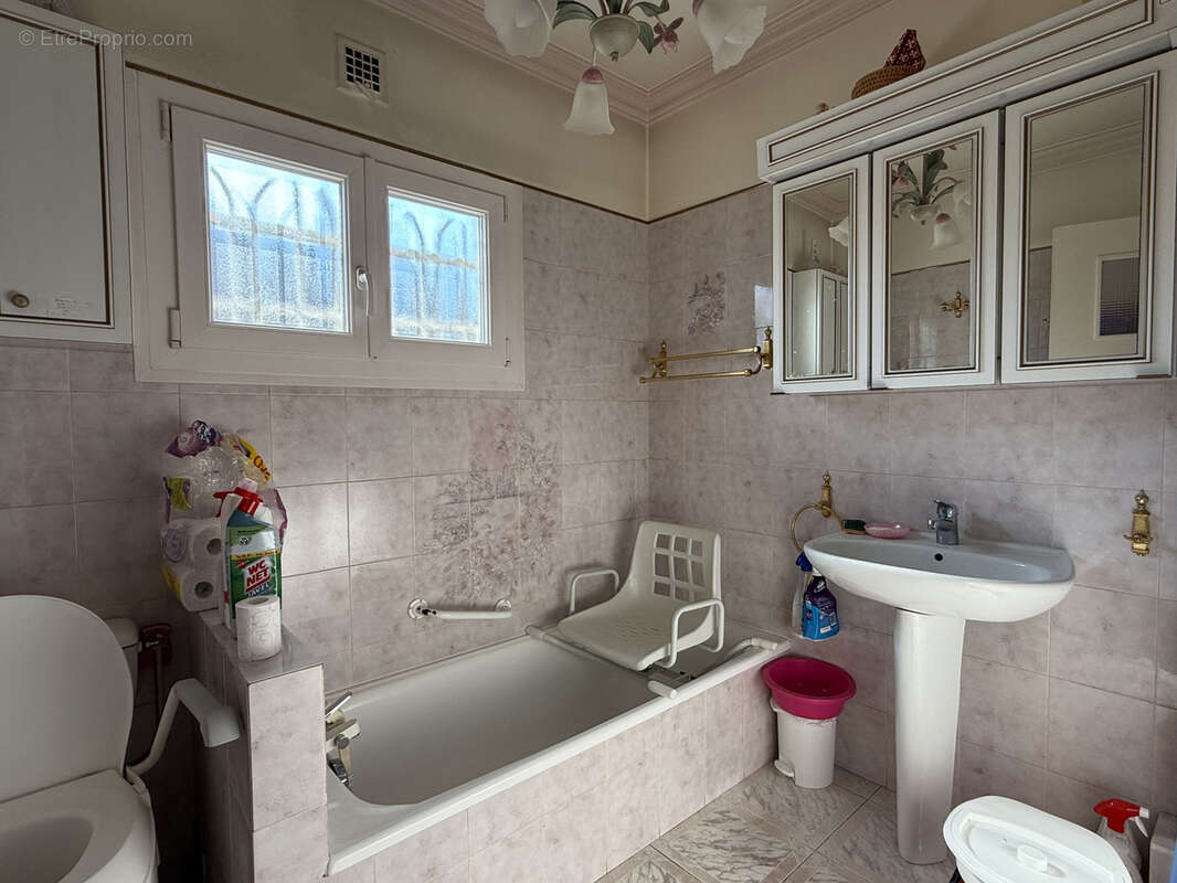 Maison à SAINT-ANDRE-LES-VERGERS