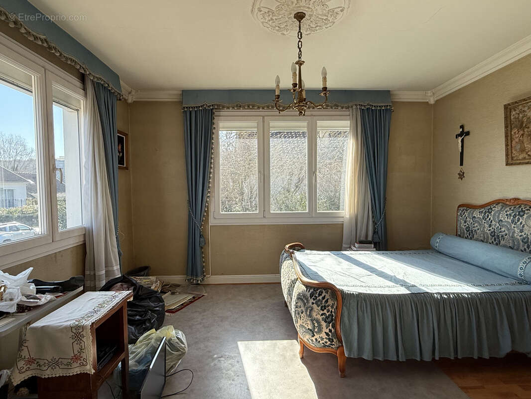 Maison à SAINT-ANDRE-LES-VERGERS