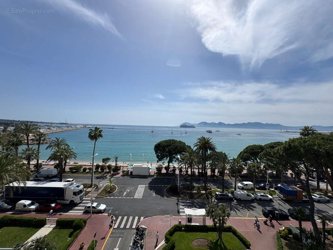 Appartement à CANNES