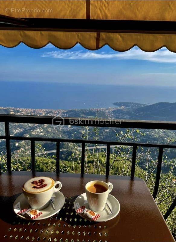 Appartement à MENTON