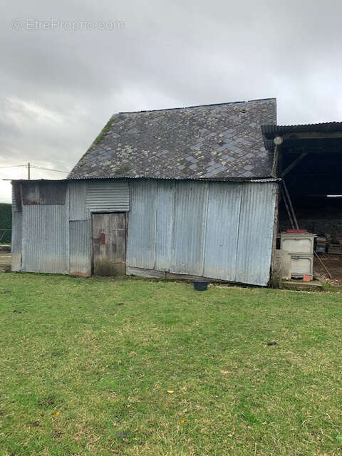 Autre à AMBRIERES-LES-VALLEES