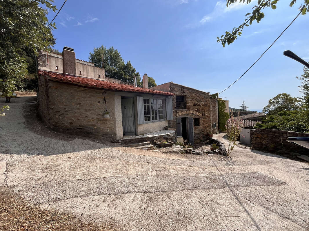 Maison à CABREROLLES