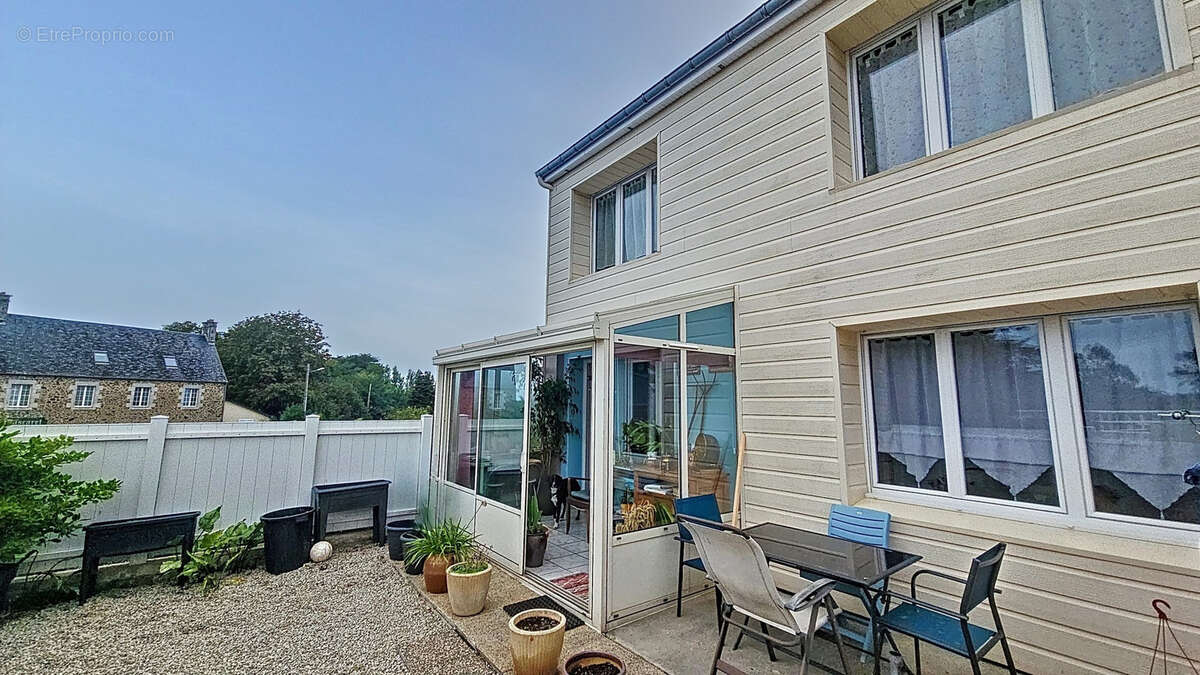 Maison à BLAINVILLE-SUR-MER