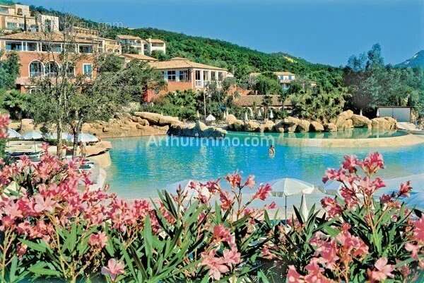 Appartement à GRIMAUD