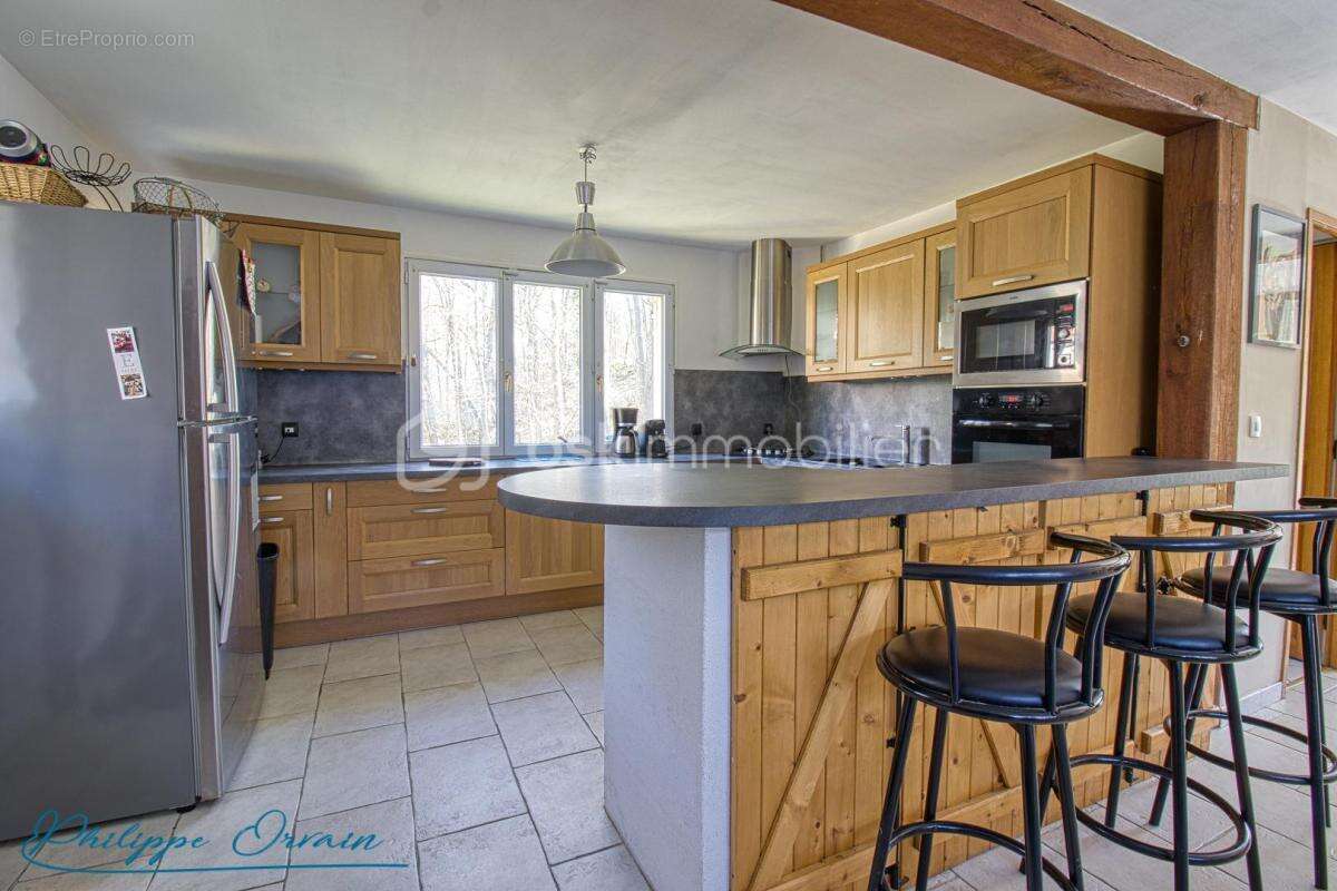 Maison à MORTEFONTAINE