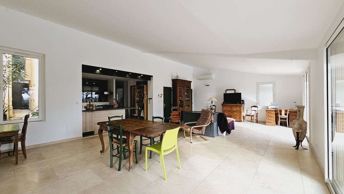 Appartement à AIX-EN-PROVENCE