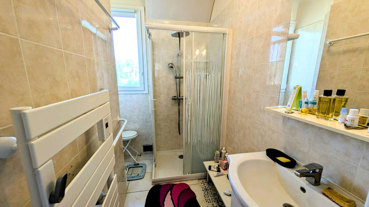 Autre à SAINT-GENIS-DES-FONTAINES