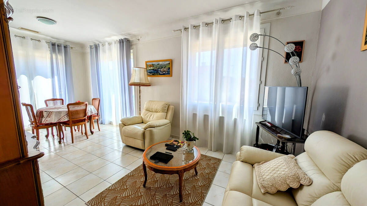 Autre à SAINT-GENIS-DES-FONTAINES