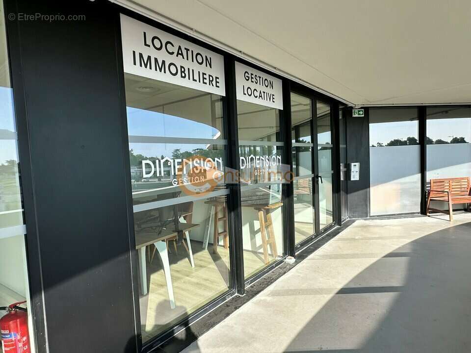 Commerce à FARGUES-SAINT-HILAIRE