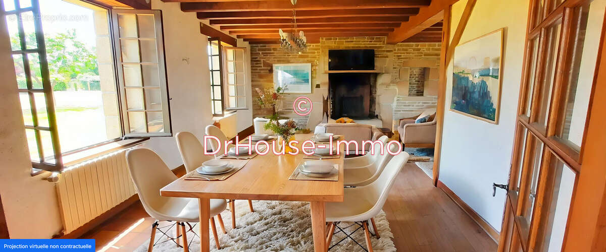 Maison à SAINT-HILAIRE-DU-HARCOUET