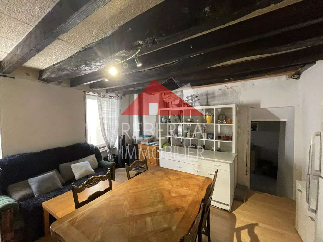 Maison à SAINT-AMANS-SOULT